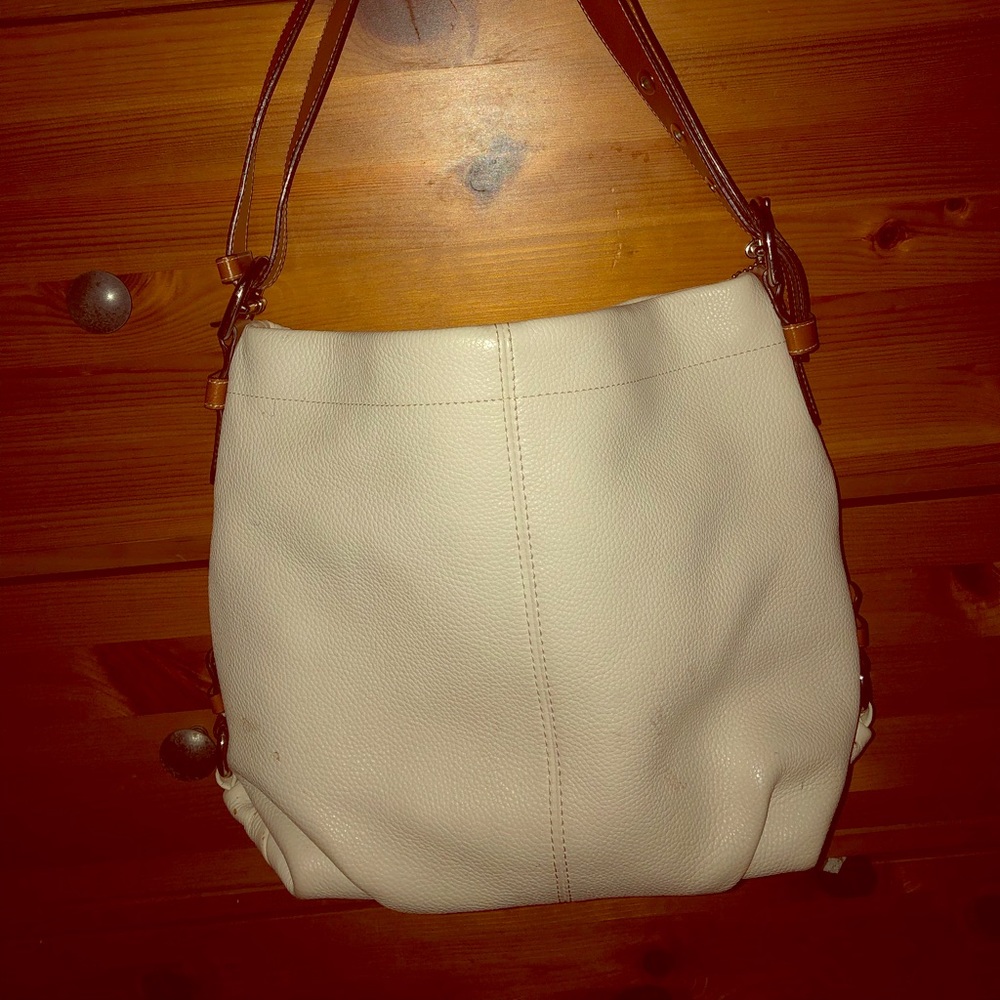 Coach White and Brown Hobo Crossbody Purse ⭐️